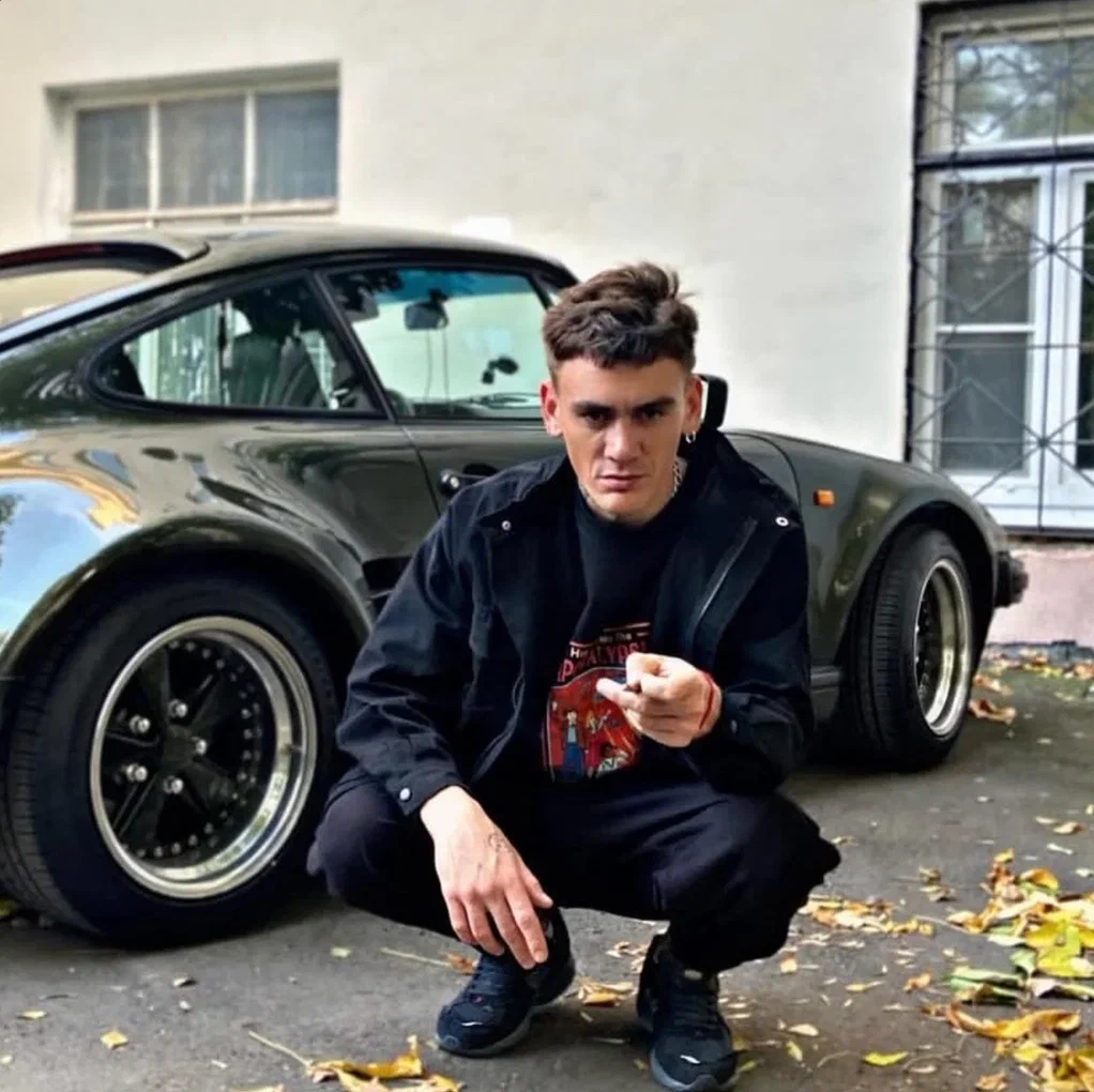 Фото Опубликованы фото новосибирских экстрасенсов к Пятнице 13 3